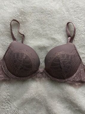 Victoria's Secret Lace Push-Up Bra - Mauve